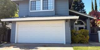 3237 Lowther Way Gallery 1
