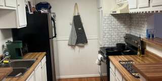 Charming 3BR Condo in Aurora Gallery 8