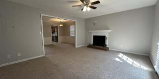 2448 Riverlook Drive Gallery 7