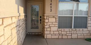 Very nice 3 bedroom 2 bath with garage Gallery 1