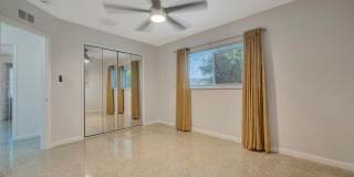 Stunning Pool Home in Sapphire Shores – West of the Trail Near the Ringling Museum Gallery 18