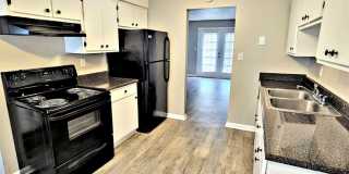 Avalon Cove Townhomes Gallery 18