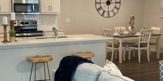 3 Bed 2 Bath 2 Car Duplex Freedom Villas in Midwest City, OK Gallery 3