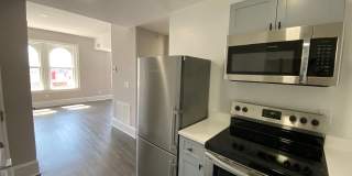 306 W Franklin Gallery 43