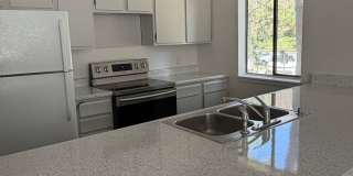 Two Bedroom One Bath Glenwood Springs Condo Gallery 1