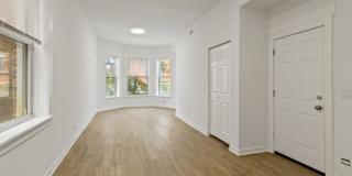1349 W Taylor Gallery 9