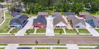 Hawthorne Grove Gallery 50