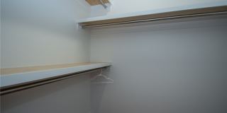 3002 Franklin Boulevard Gallery 16
