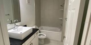 5475 VINELAND ROAD Gallery 11