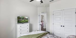 7627 Hudson Way - All Bills Paid & Fully Furnished Gallery 21