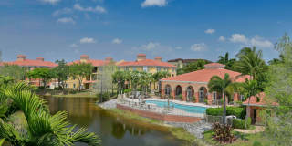 FIRST FLOOR CONDO ~ Walking Distance to Coconut Mall Gallery 5