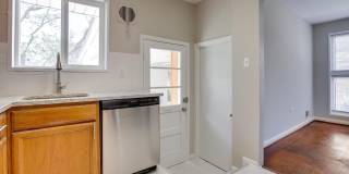 502 N MANSFIELD Street N Gallery 12