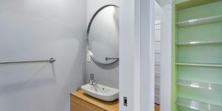 1311 E CAPITOL Street SE Gallery 38