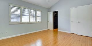 19355 Sherman Way, Gallery 27