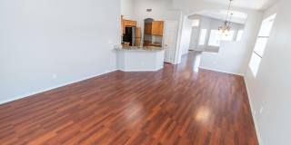 449 N WINDSOR Gallery 10