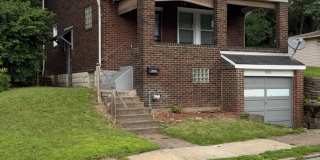 Charming 3BR House in East Pittsburgh Gallery 4
