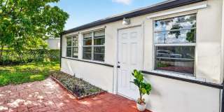 6240 SW 22nd Ct Gallery 2