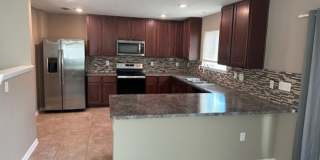 Beautiful and Spacious Westside Gem!!! Gallery 9