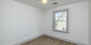 411 JAMES Street Gallery 44