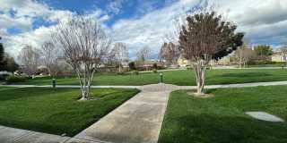 Pleasanton Ponderosa 5 bed+loft / 4 bath, 4 car garage, Small Dogs OK Gallery 49