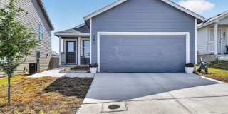 Charming 3BR House in Marion Gallery 1