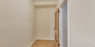 Stylish 1 Bedroom Condo in Foggy Bottom! Gallery 16