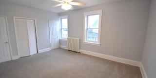 322 JONES Avenue Gallery 13