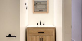 44 South Florence Avenue Gallery 14