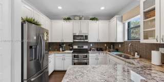 19278 NE 6th Ave Gallery 16