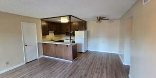 Howe Manor East Gallery 22