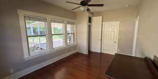 Room in 2 Bedroom Home at Avant Ave Gallery 37