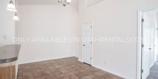 1052 Canyon Meadow Dr Gallery 9