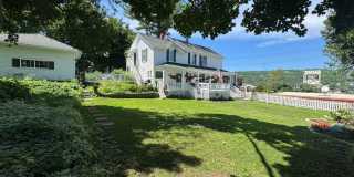 3 Bedroom, 1.5 Bath, Furnished Home in Houghton Gallery 1