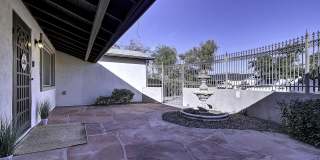 1027 W 19TH Street Gallery 31