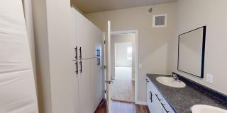 Marion Crossing Apartments Gallery 310