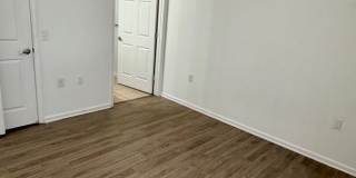 9125 Laird Street Gallery 12