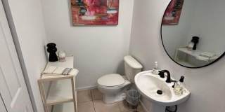 13519 Fountain View Boulevard Gallery 16