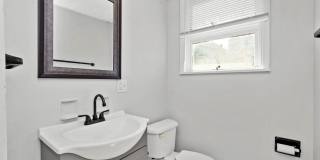 Stunning 2 bedroom home in Homestead available June 15! Gallery 11