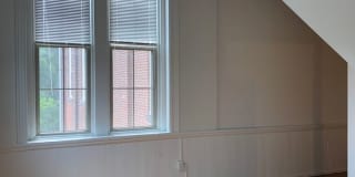 The Schoolhouse Gallery 17