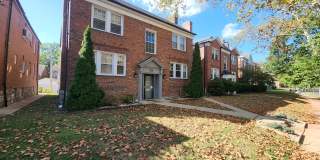 One Bedroom Apartment with Garage Parking! Gallery 1