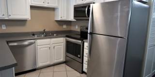 ST. CHRISTOPHER CONDOMINIUMS, UNIT 104 Gallery 1