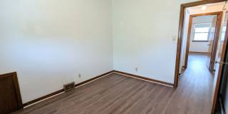3 Bedroom 1 Bathroom Single Family Home (Bloomfield) Gallery 13