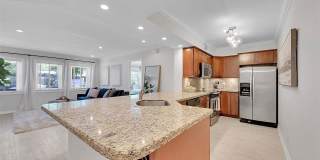 615 Northeast 12th Avenue Gallery 3