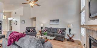 FULLY FURNISHED Sparks home with all utilities included and flexible lease options Gallery 14