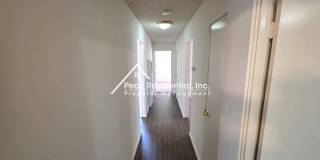 A Charming 3bd/1ba Fruitridge Manor Area Home with Garage Gallery 11