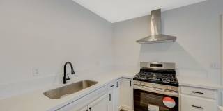 Single Story 4 bedroom home! Gallery 15