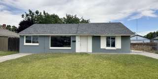 Well-Maintained 3-Bed, 1.5-Bath Home for Lease – 1,056 sq ft Gallery 1