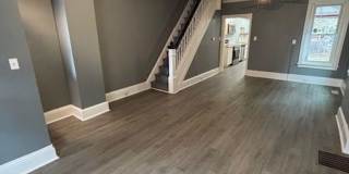 4 Bedroom Renovated Twin Available! Gallery 4