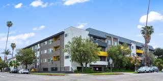 400 Gramercy Gallery 1