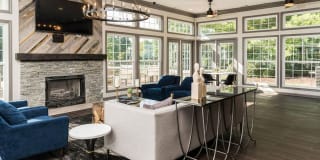 Fairlane Woods Apartments Gallery 6